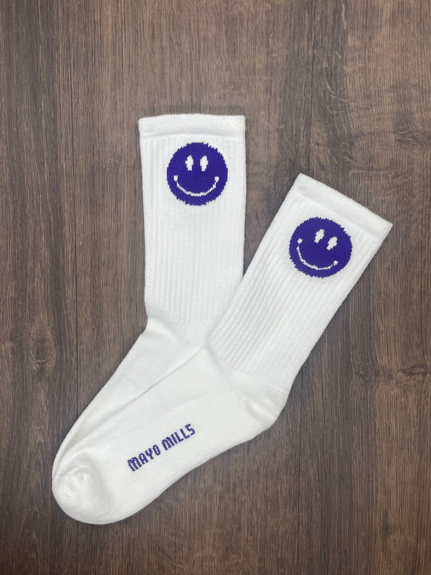 Smiley | Crew